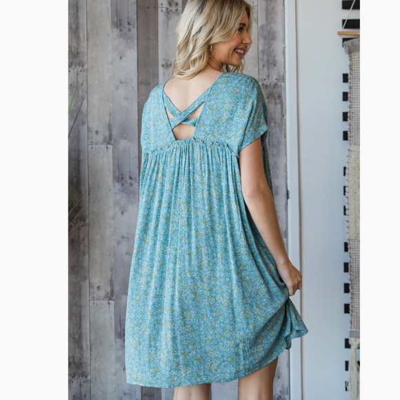 Veveret ❤️ 230 Veveret Floral V Neck Crisscross Open Back Mini Dress - Picture 6 of 7